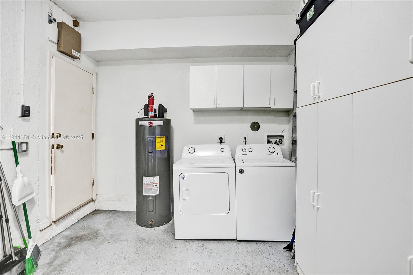 1001 NW 100th Ave, Pembroke Pines, Florida image 15