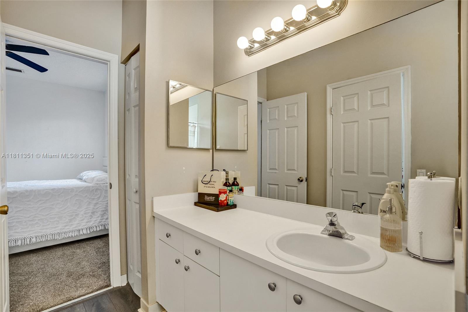 1001 NW 100th Ave, Pembroke Pines, Florida image 34