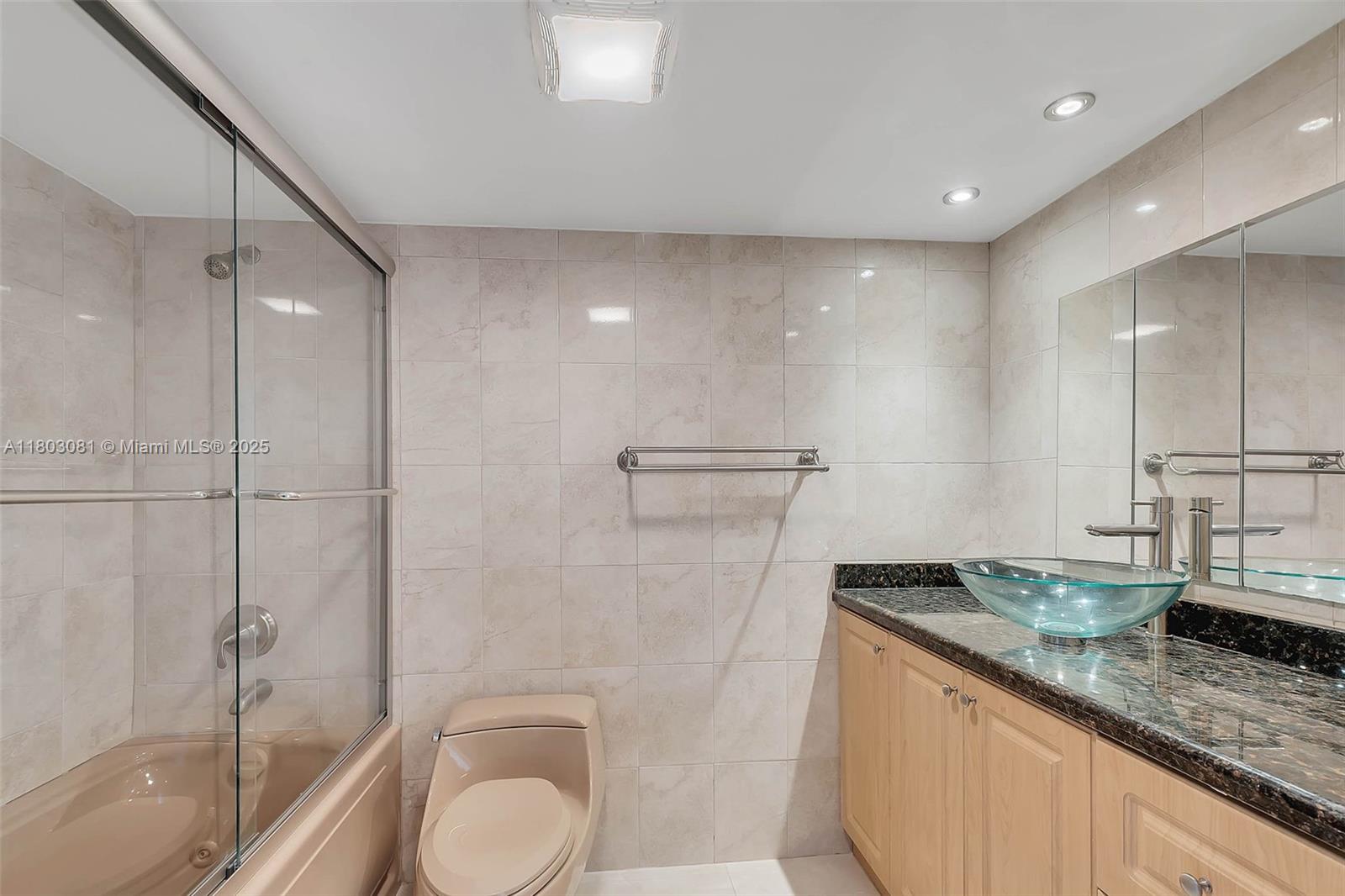 231 174th St #2312, Sunny Isles Beach, Florida image 11