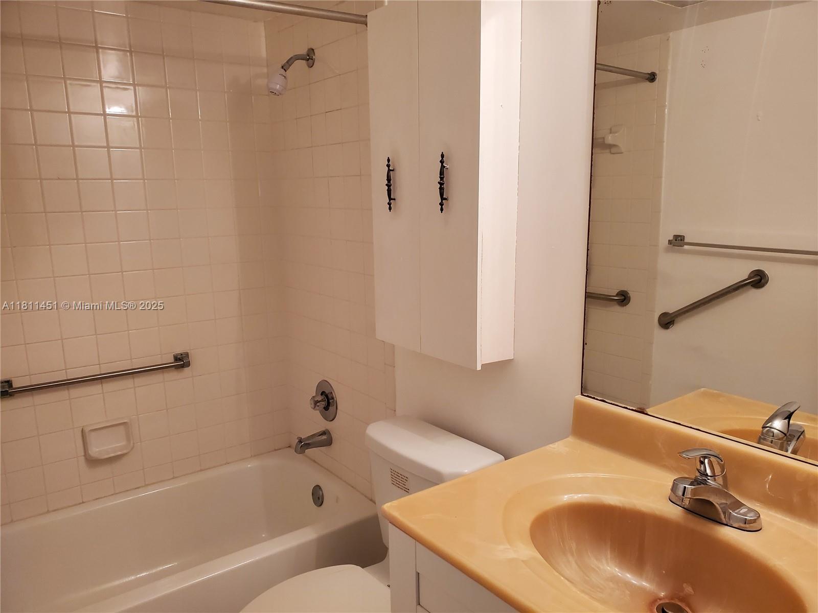 800 SW 131st Ave #113F, Pembroke Pines, Florida image 15