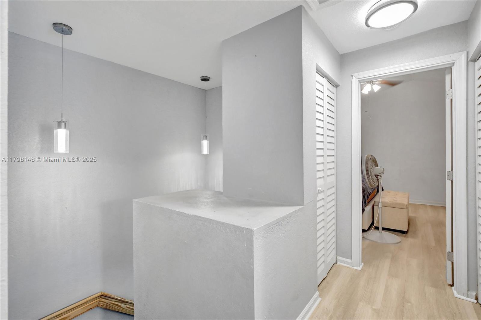 5565 SW 43rd St, Davie, Florida image 21