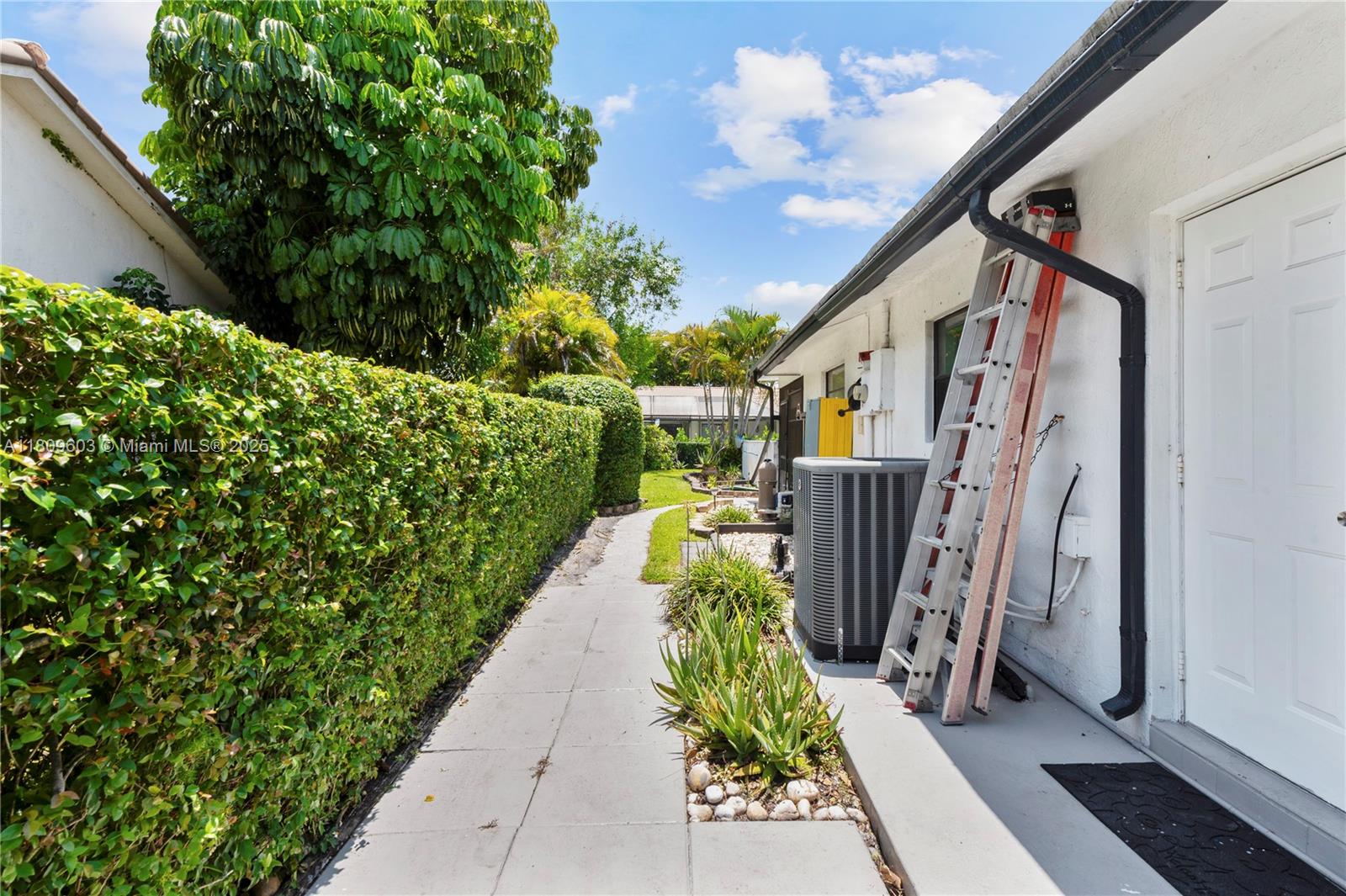 988 NW 110th Ave, Coral Springs, Florida image 28