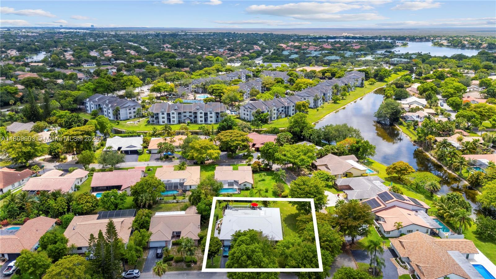 988 NW 110th Ave, Coral Springs, Florida image 36