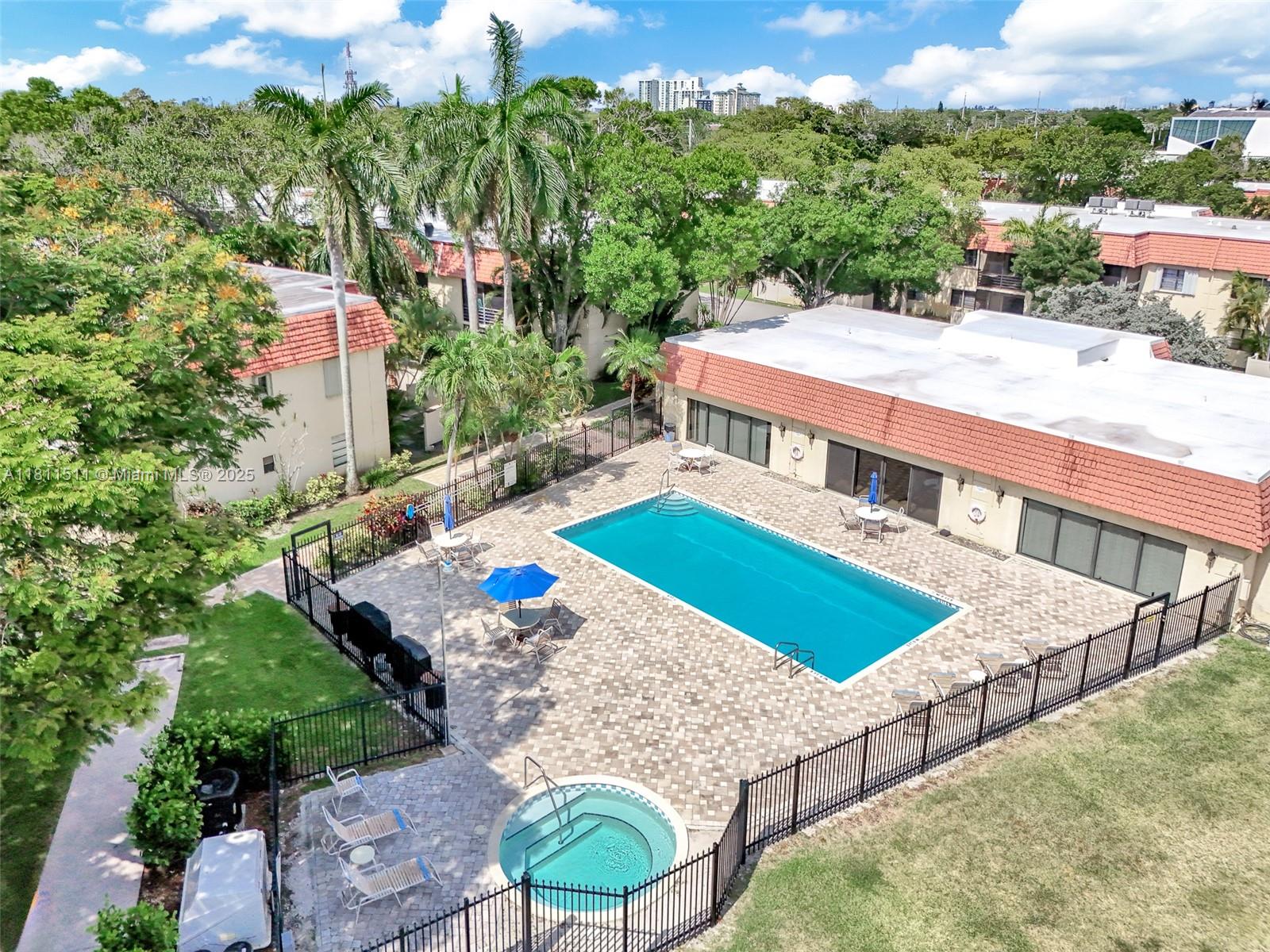132 S Cypress Rd #518, Pompano Beach, Florida image 48