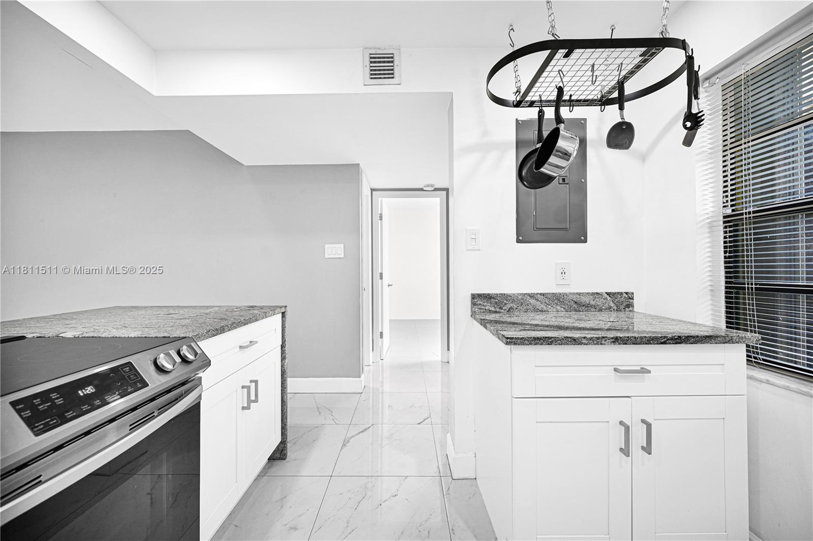 132 S Cypress Rd #518, Pompano Beach, Florida image 8