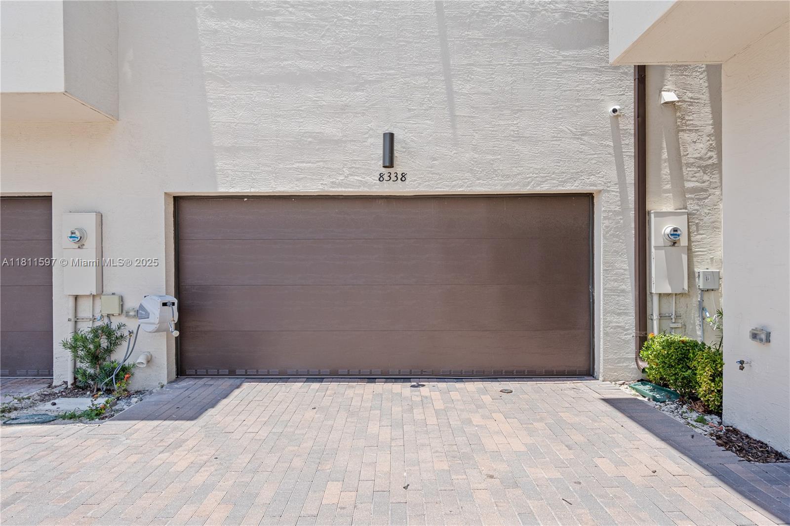 8338 NW 45th St, Doral, Florida image 32