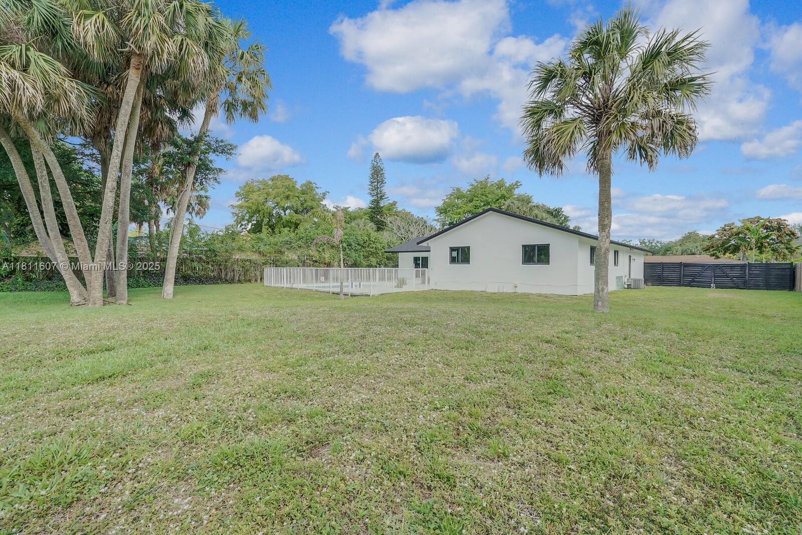 4220 SW 4th St, Plantation, Florida image 43