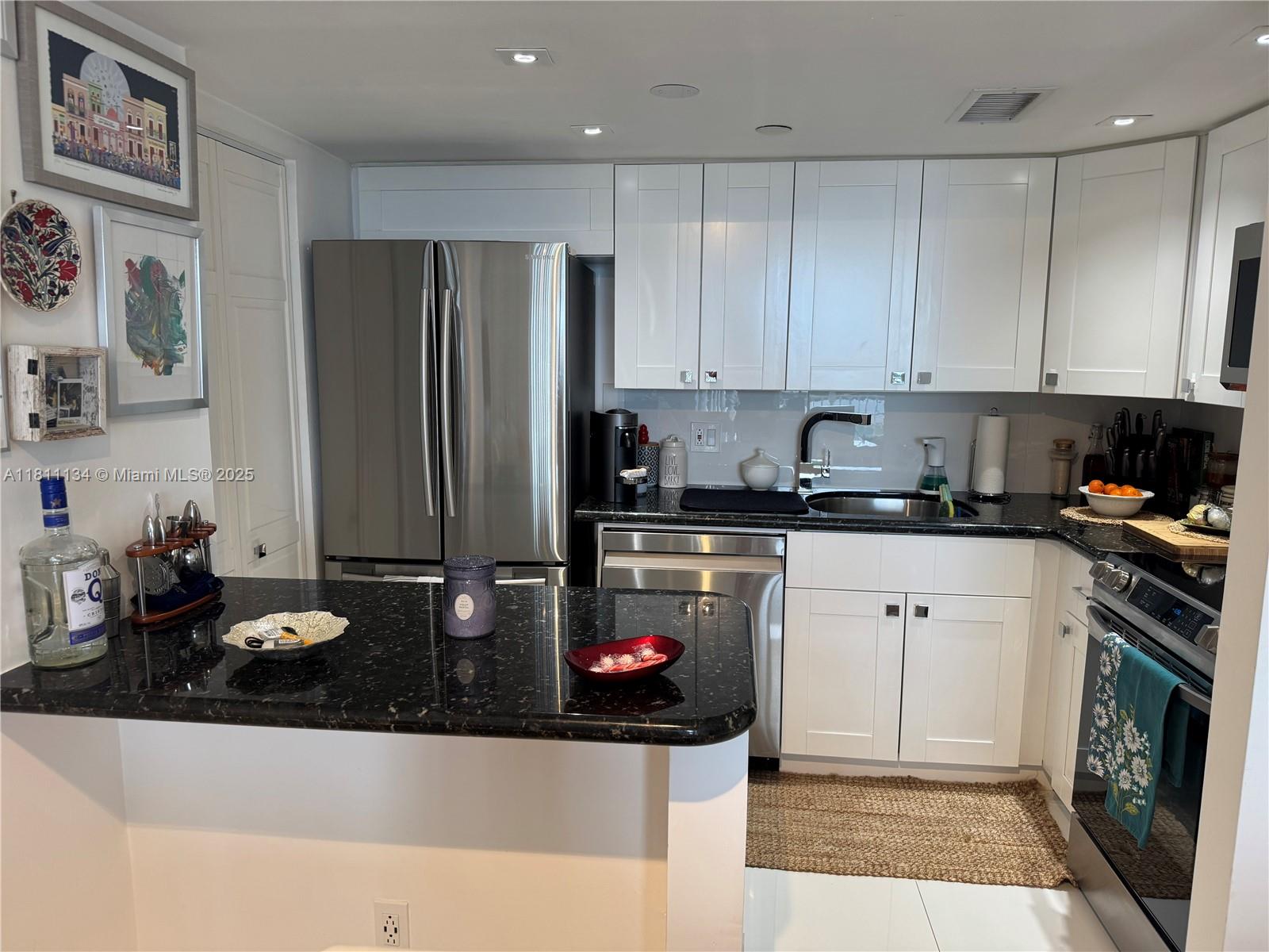 770 Claughton Island Dr #506, Miami FL 33131
