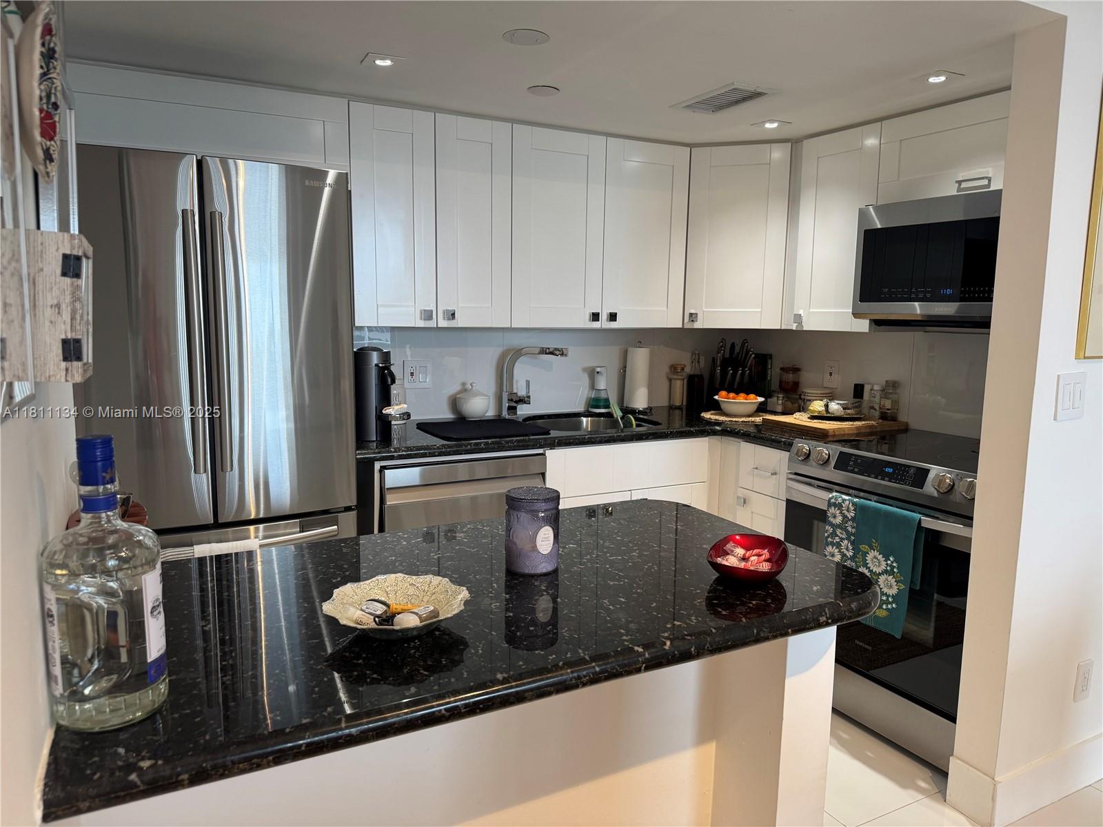 770 Claughton Island Dr #506, Miami FL 33131