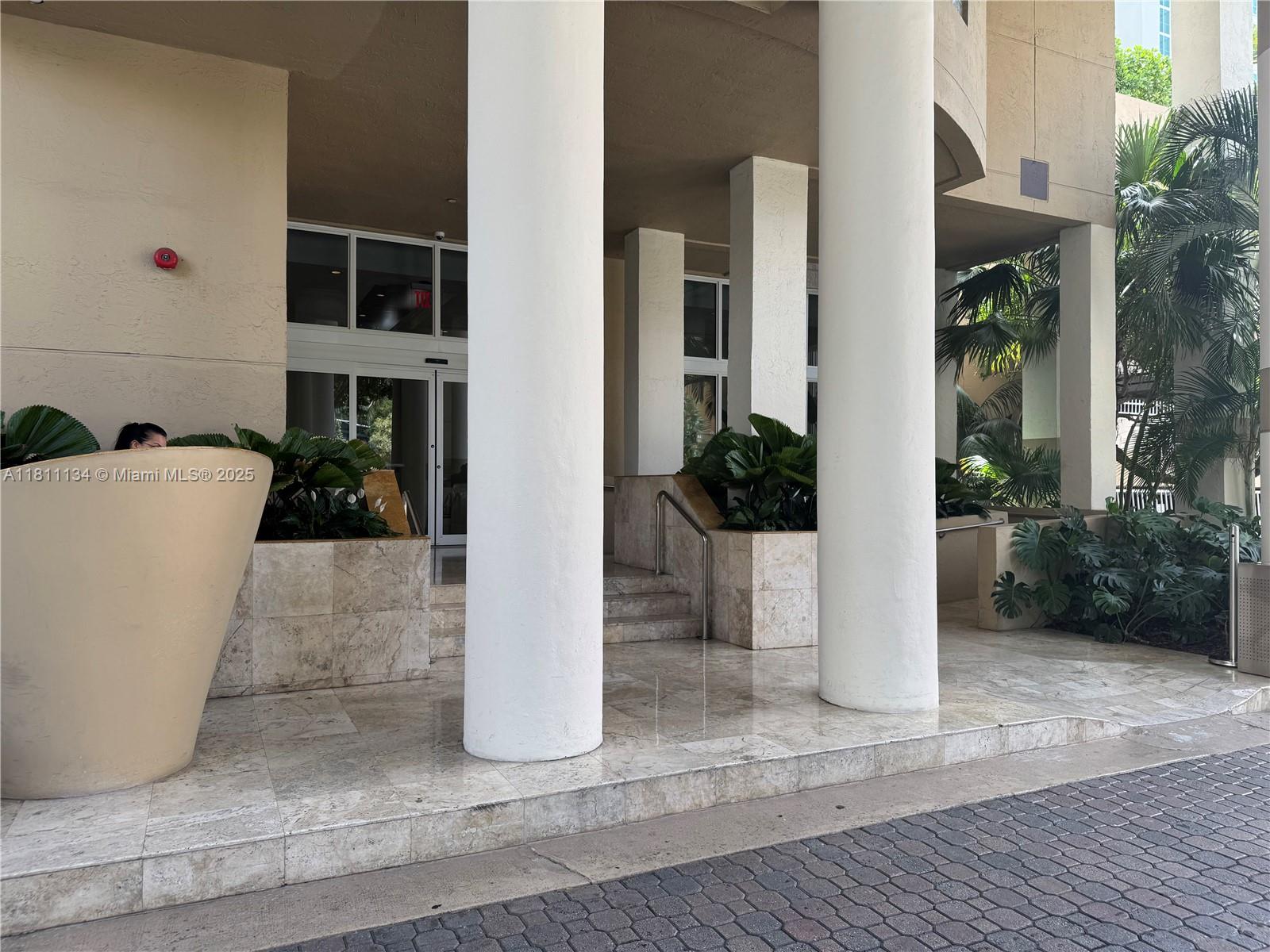 770 Claughton Island Dr #506, Miami FL 33131