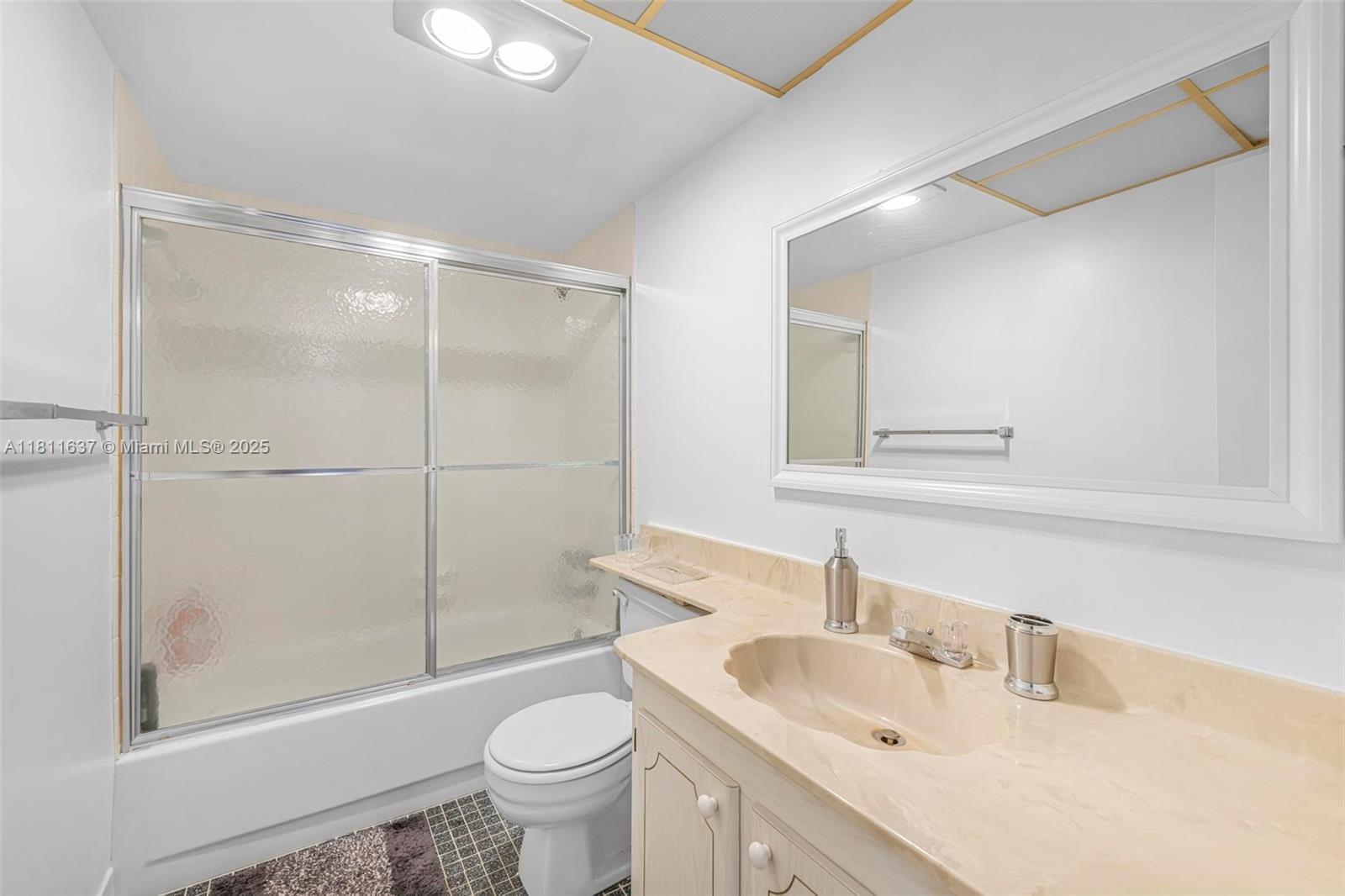 500 NE 12th Ave #407, Hallandale Beach, Florida image 16