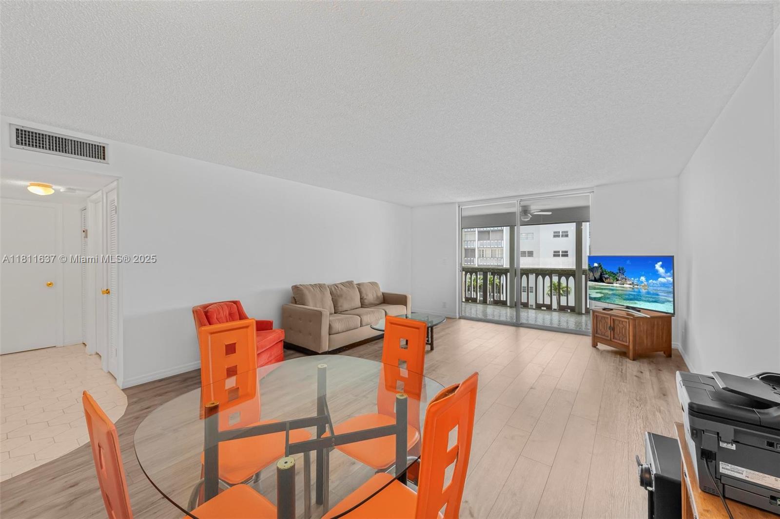 500 NE 12th Ave #407, Hallandale Beach, Florida image 7