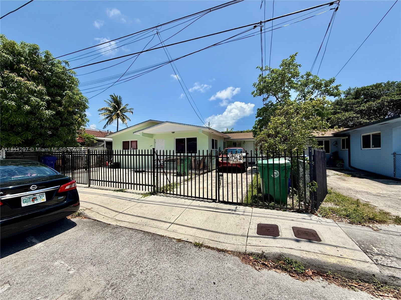 1060 NW 24th St, Miami, Florida image 24