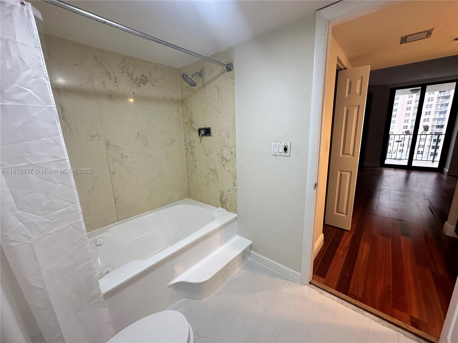 520 Brickell Key Dr #A811, Miami, Florida image 29