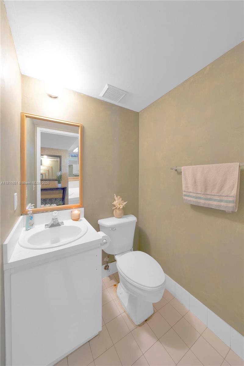 12564 NW 11th Ln #1715, Miami, Florida image 7
