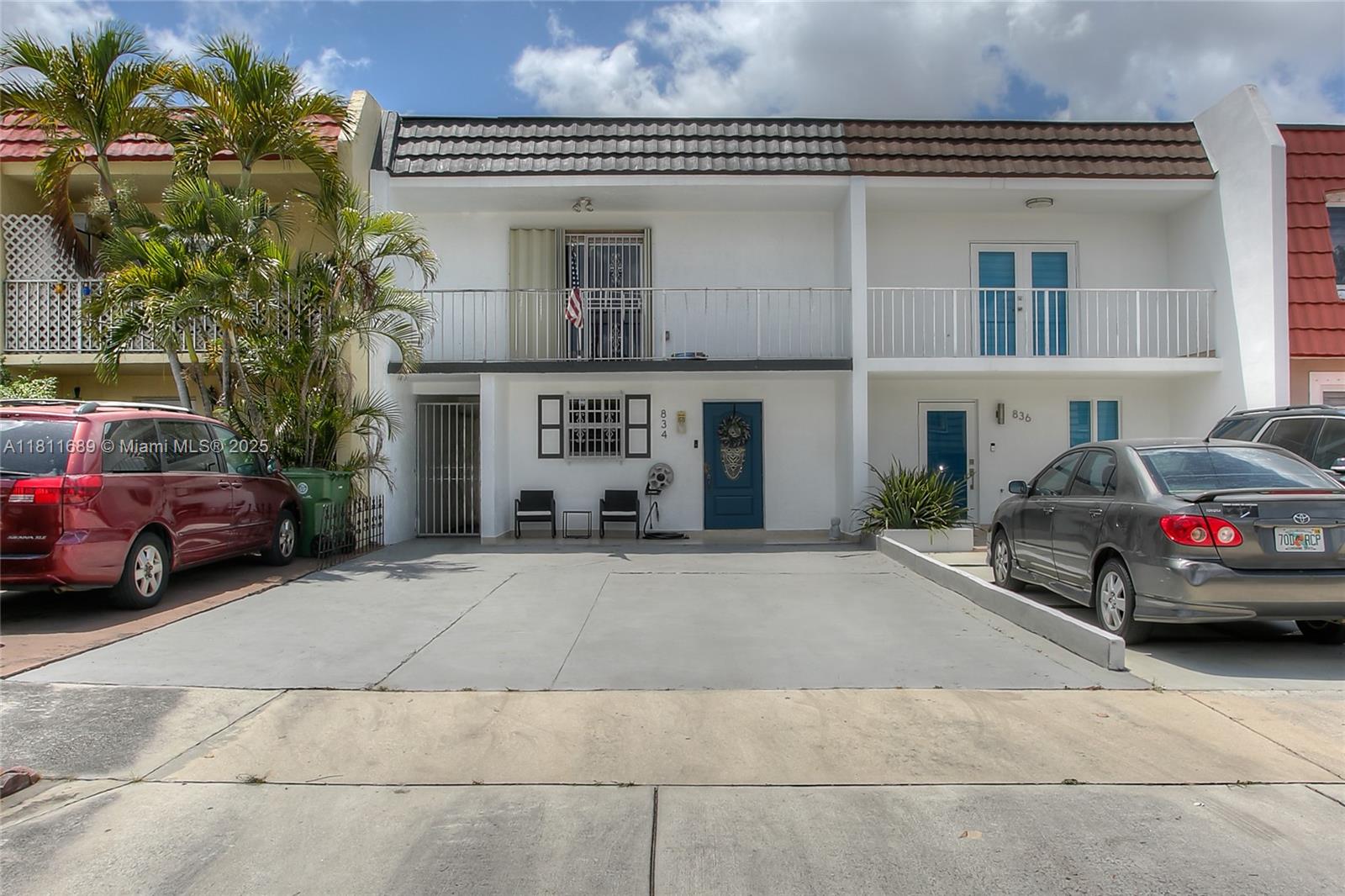834 W 80th Pl, Hialeah, Florida image 1