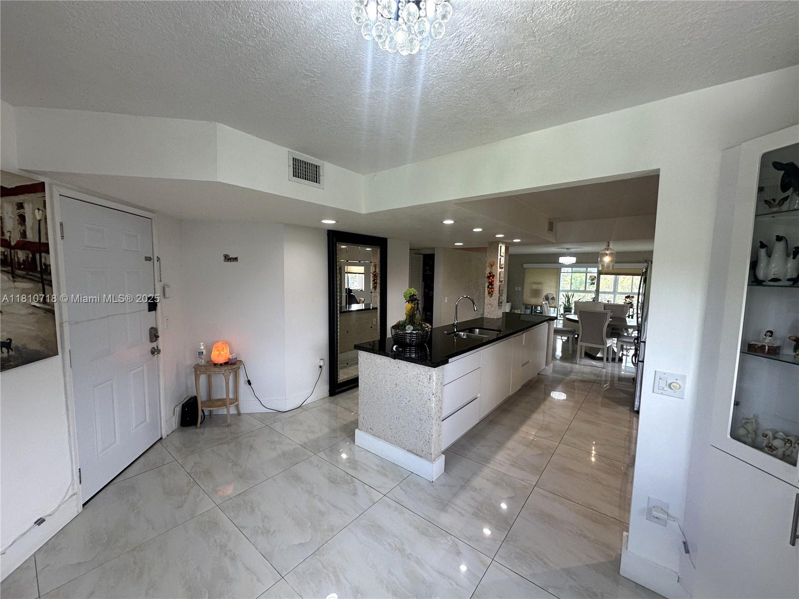 13700 SW 14th St #412D, Pembroke Pines, Florida image 10