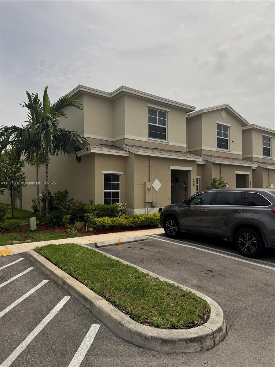 495 NE 5th Way, Florida City, Florida image 1