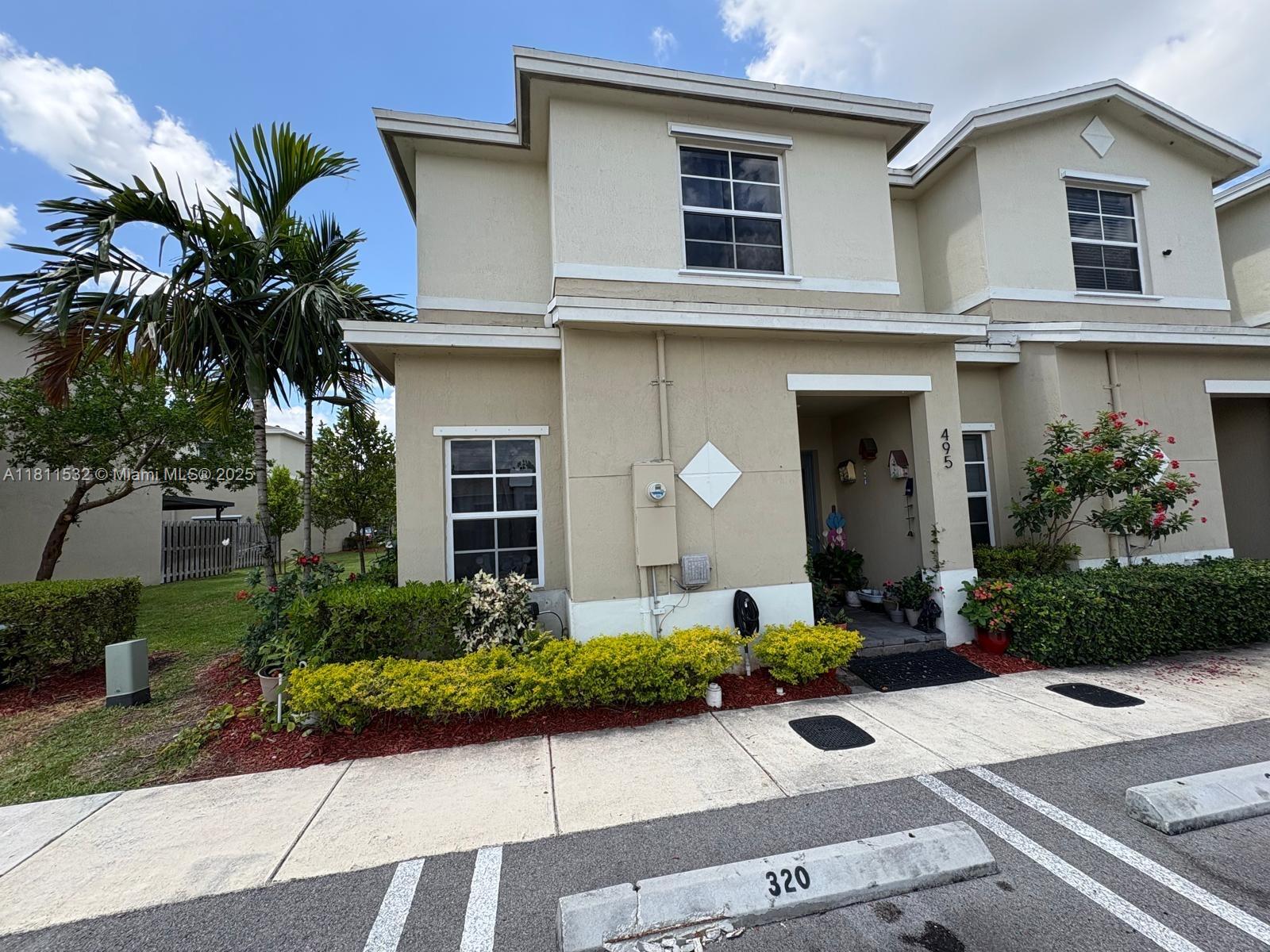 495 NE 5th Way, Florida City, Florida image 2
