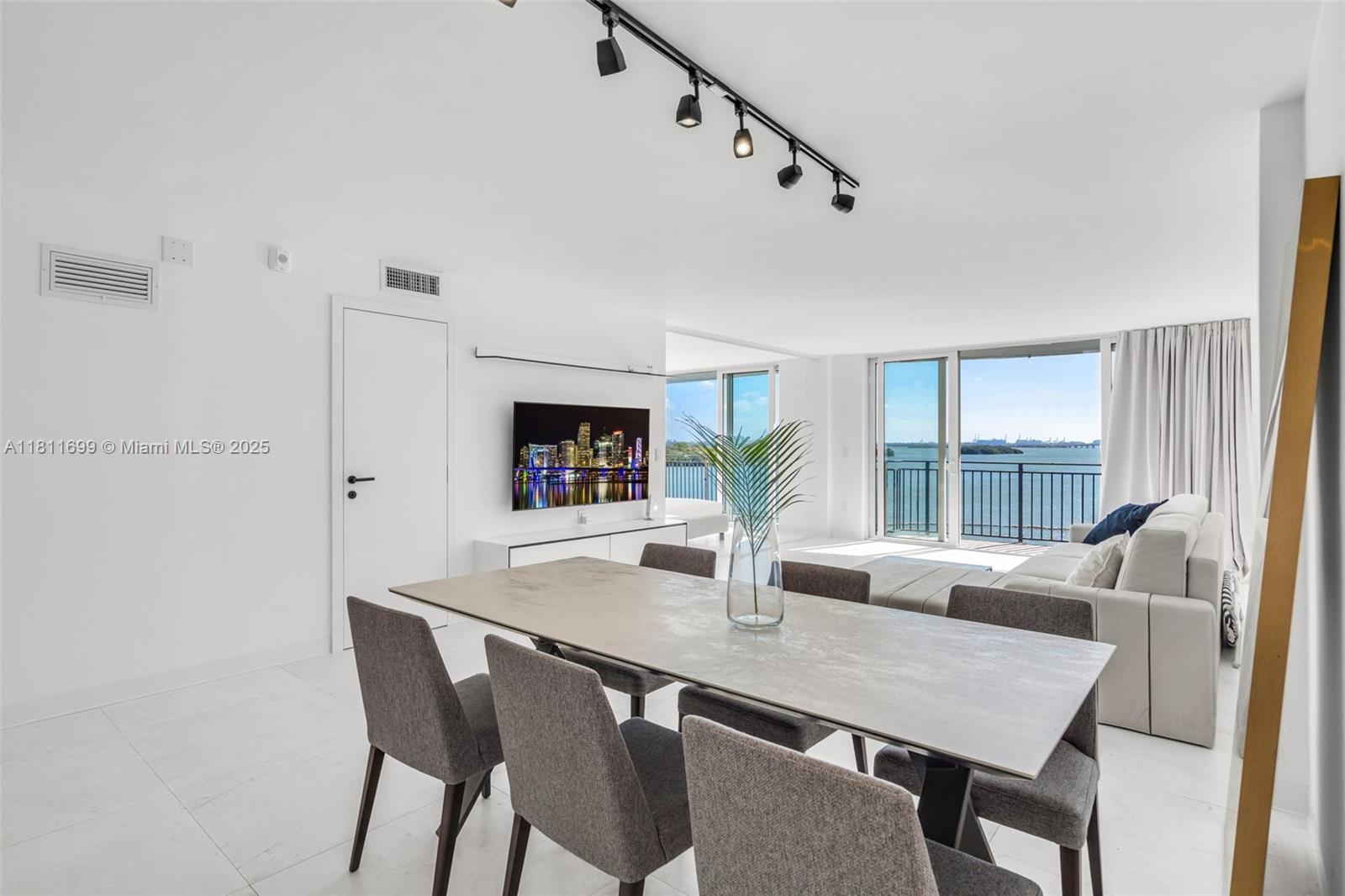 770 NE 69th St #6C, Miami, Florida image 2