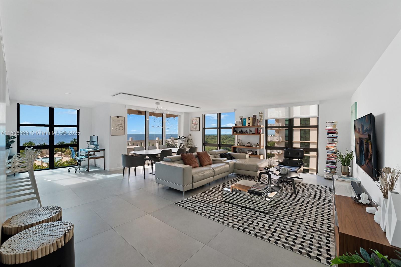 Apartamento en Alquiler en Key Biscayne, FL
