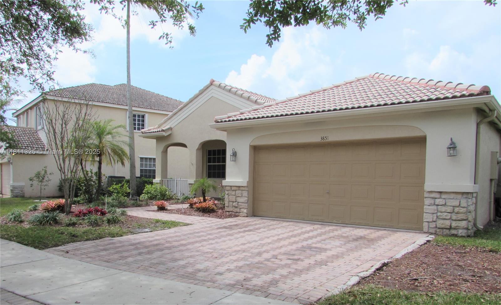 Property photo # 0