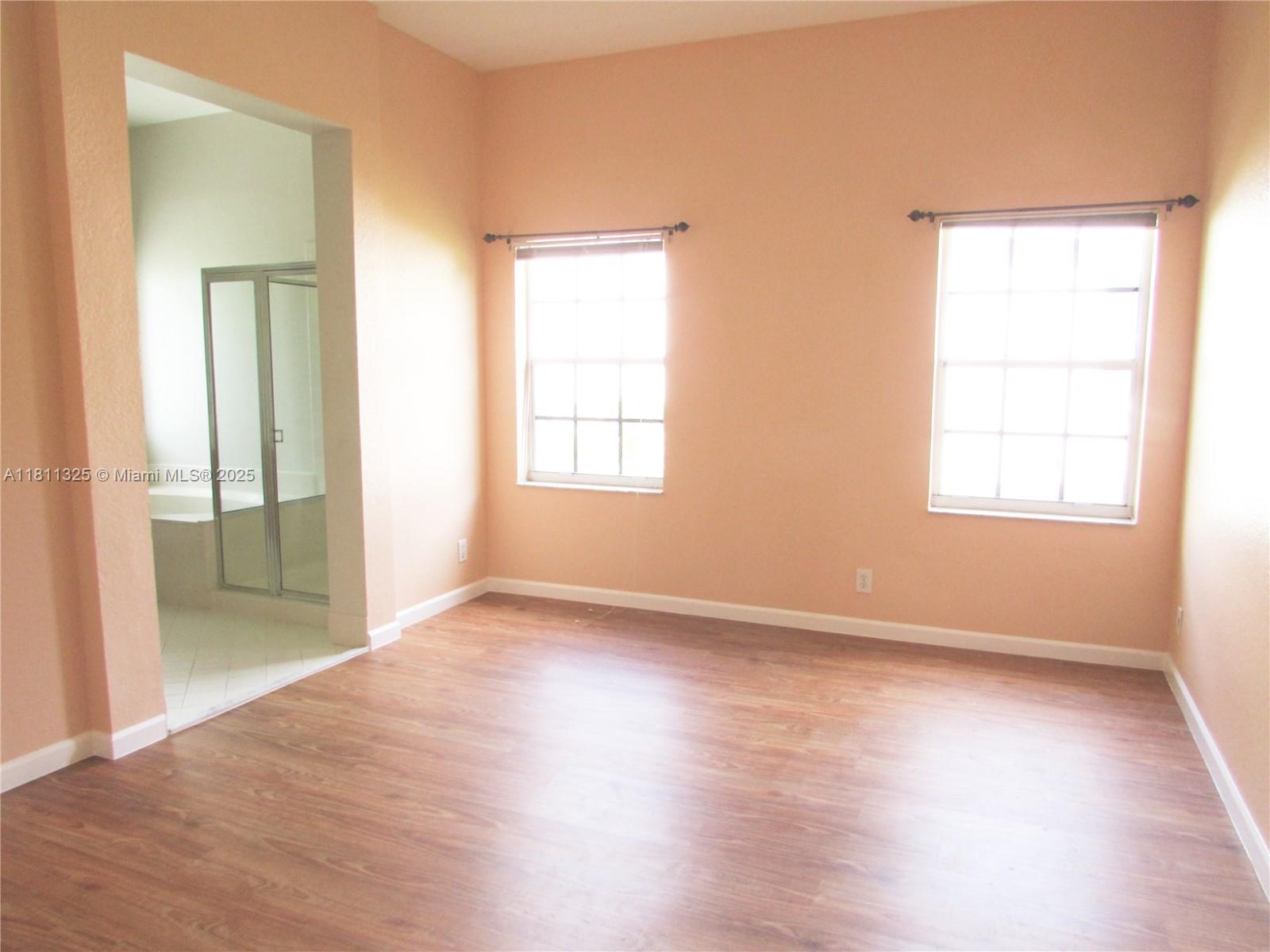 Property photo # 4