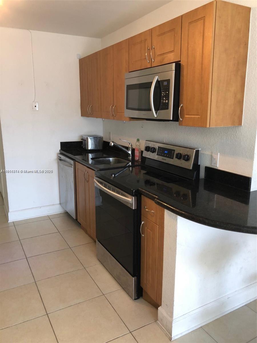 Property photo # 6
