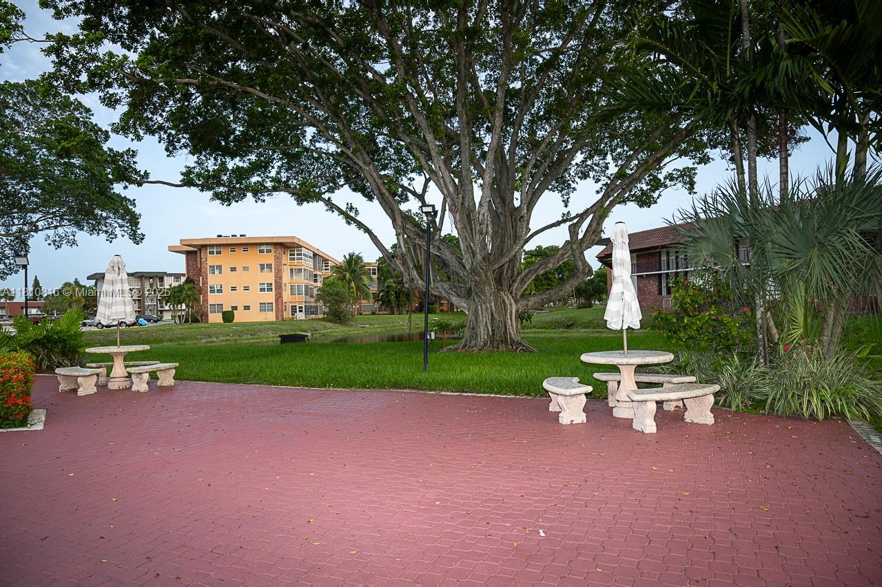 2861 NW 47th Ter #201A, Lauderdale Lakes, Florida image 3