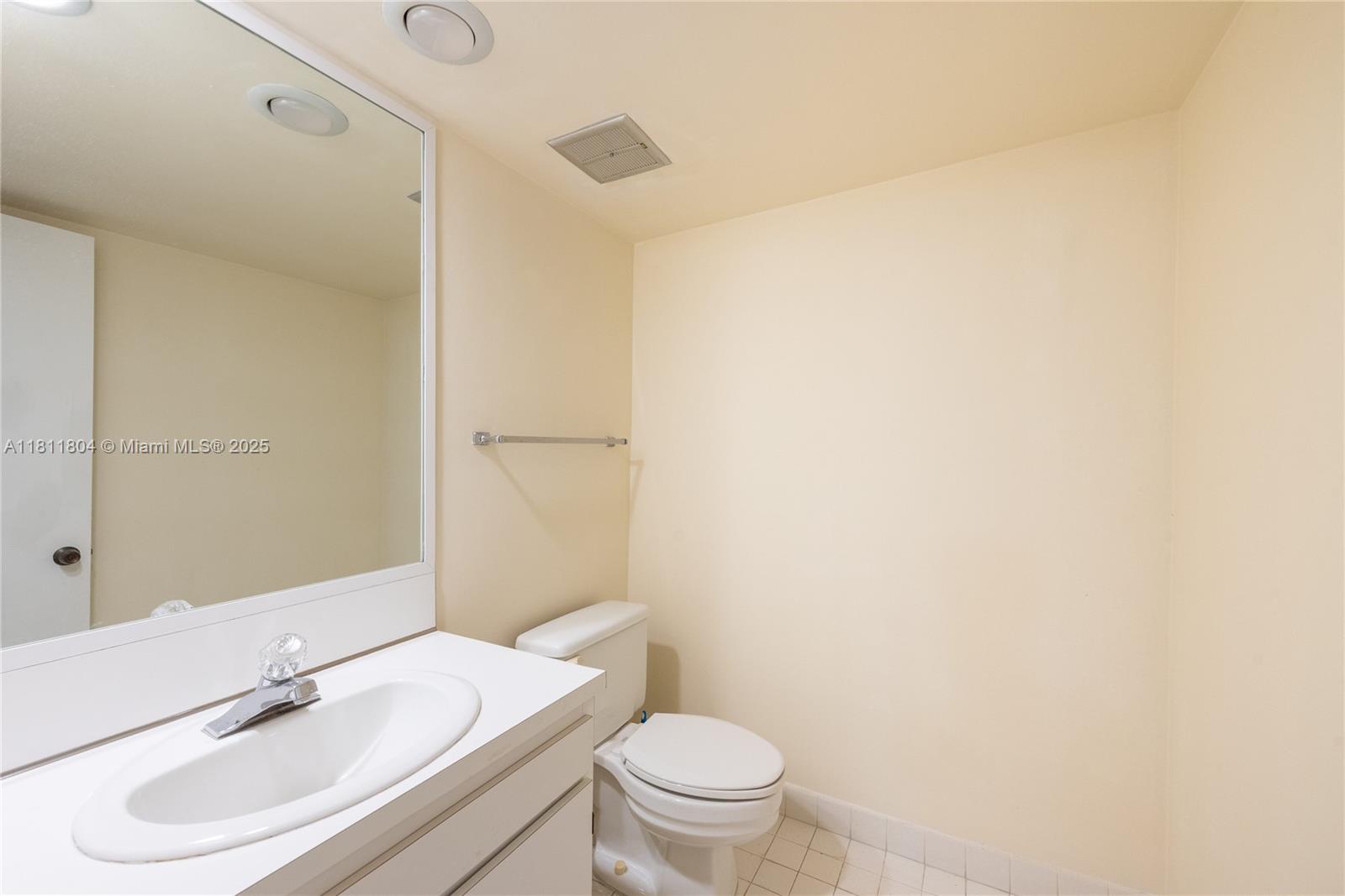 600 Biltmore Way #1014, Coral Gables FL 33134