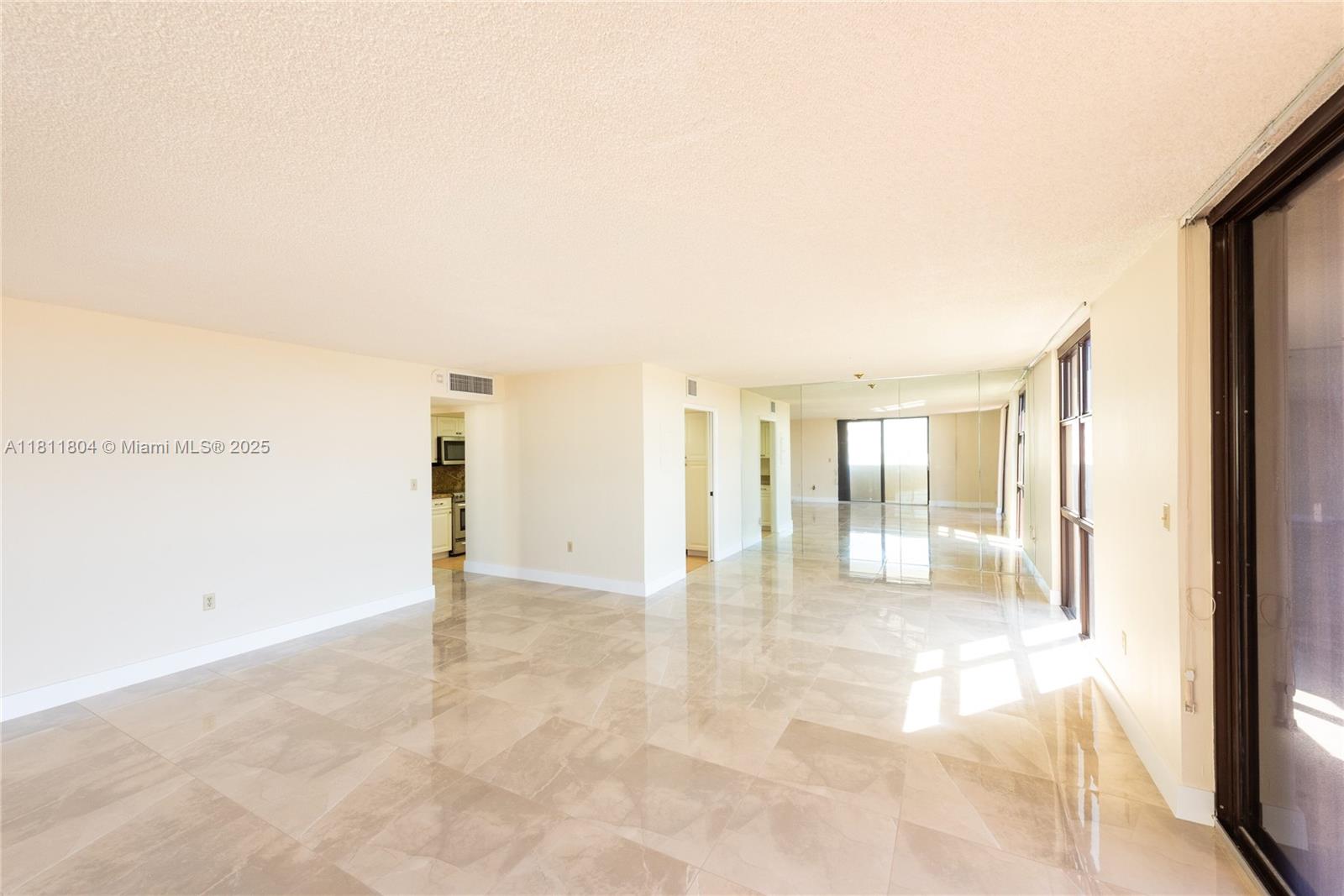 600 Biltmore Way #1014, Coral Gables FL 33134