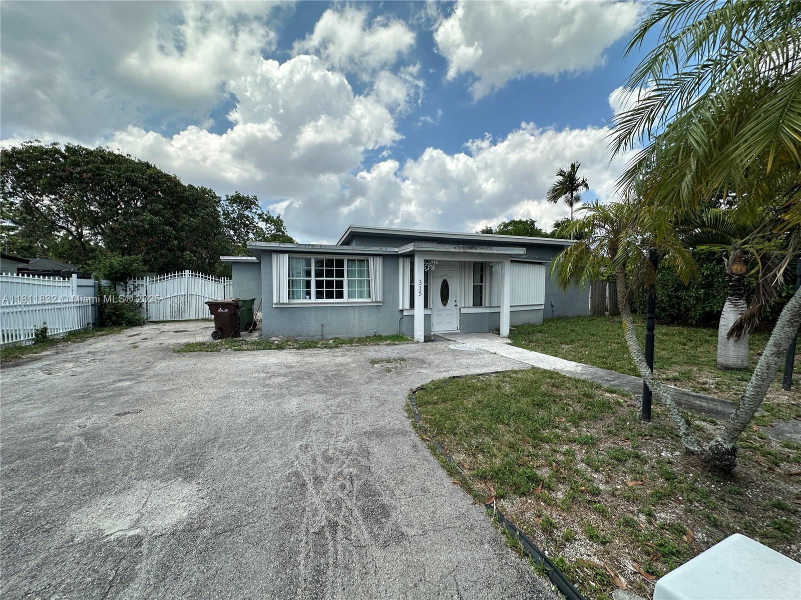 315 W 44th St, Hialeah, Florida image 1