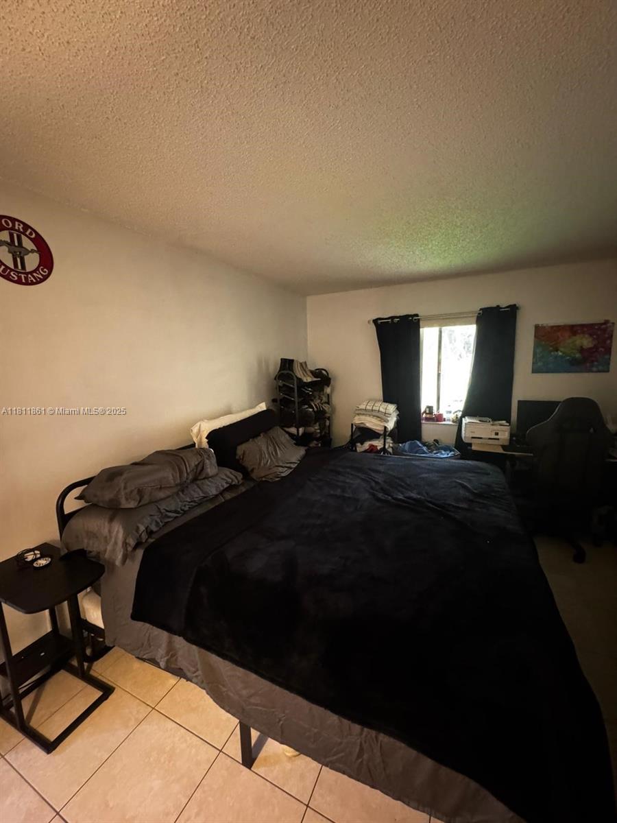 6023 10th Ave N #215, Green Acres, Florida image 7