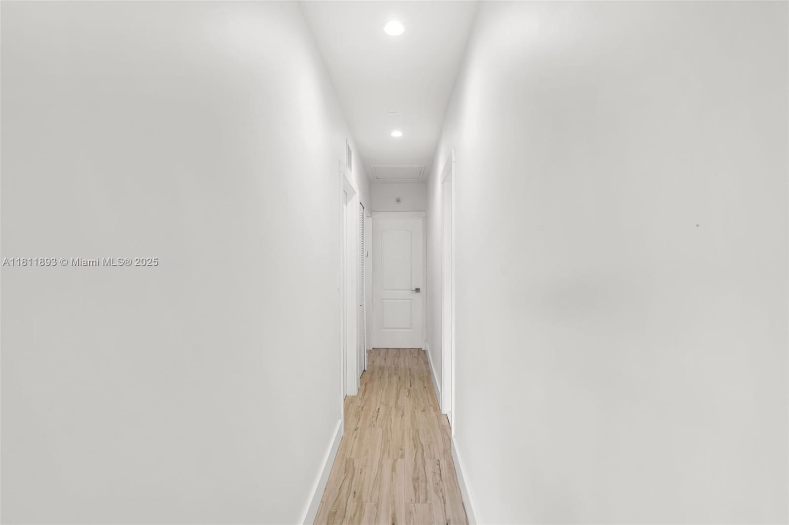 17491 NE 19th Ave, North Miami Beach, Florida image 16