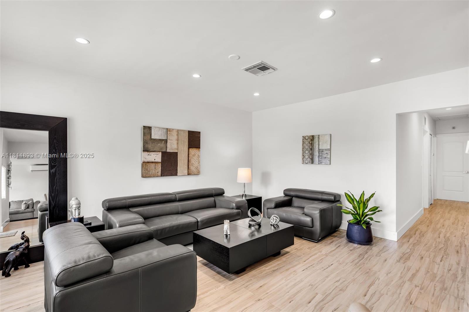 17491 NE 19th Ave, North Miami Beach, Florida image 6