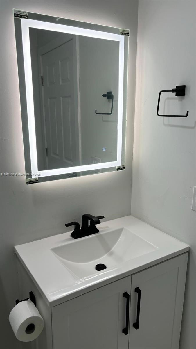 4147 NW 23rd Ct, Miami, Florida image 13
