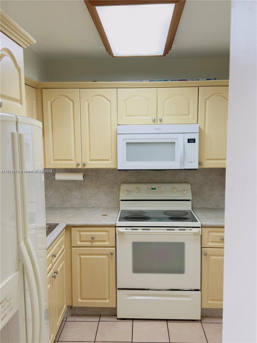 Property photo # 2