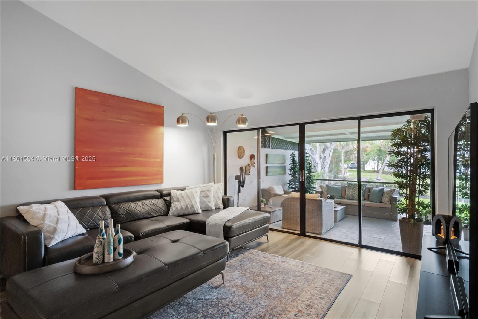 Residential, Weston, Florida image 2
