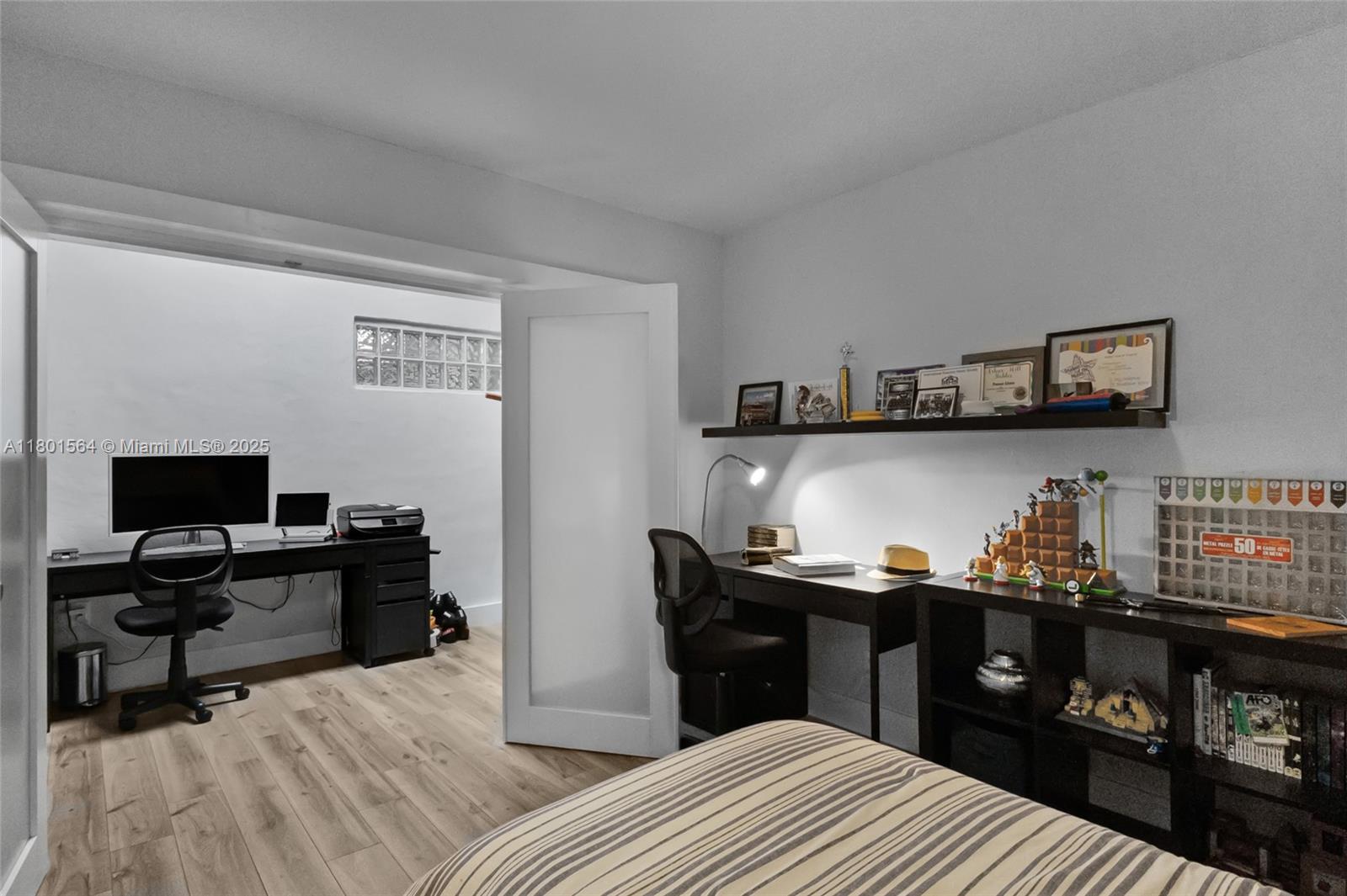 Residential, Weston, Florida image 23