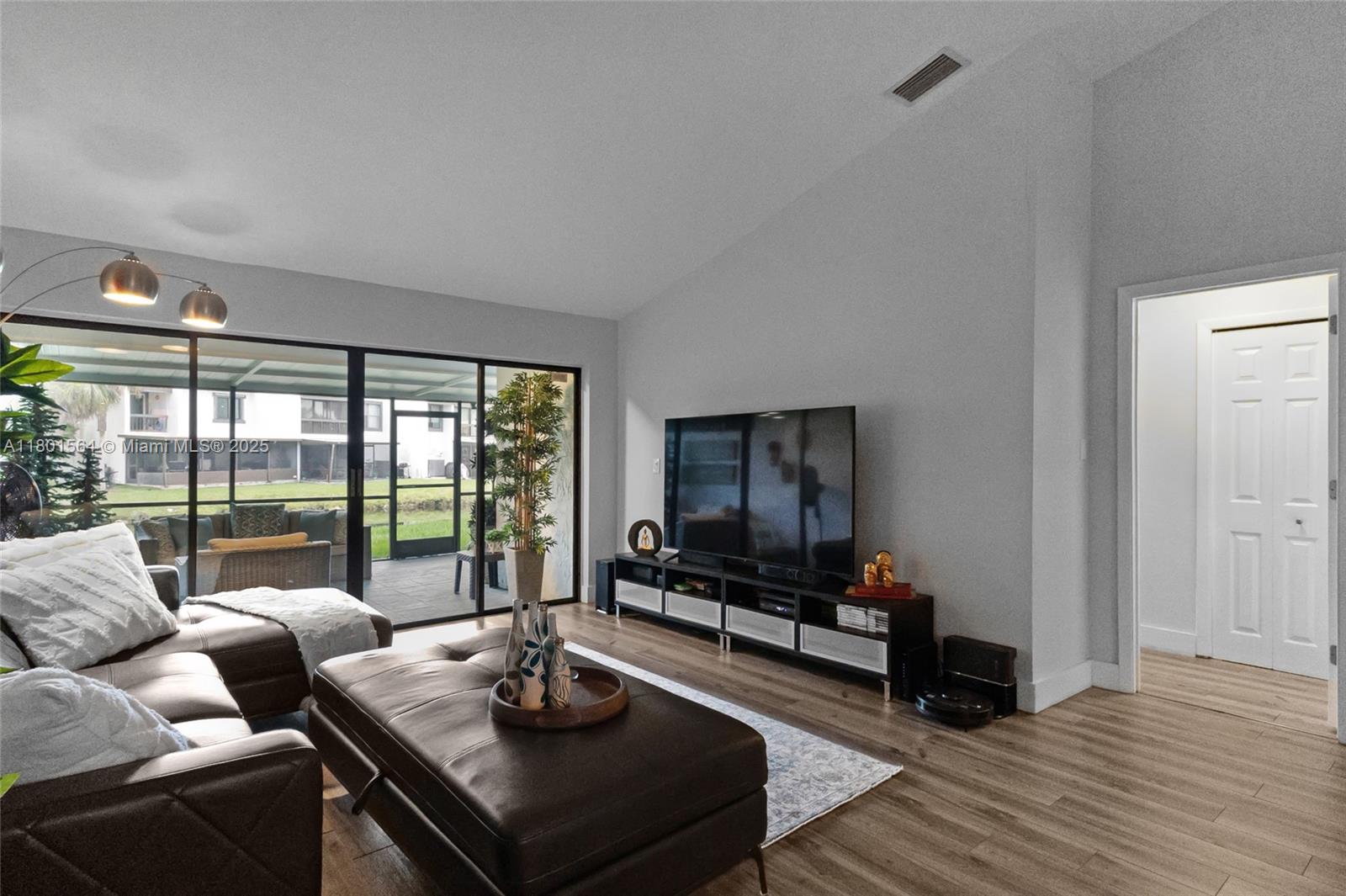 Residential, Weston, Florida image 3