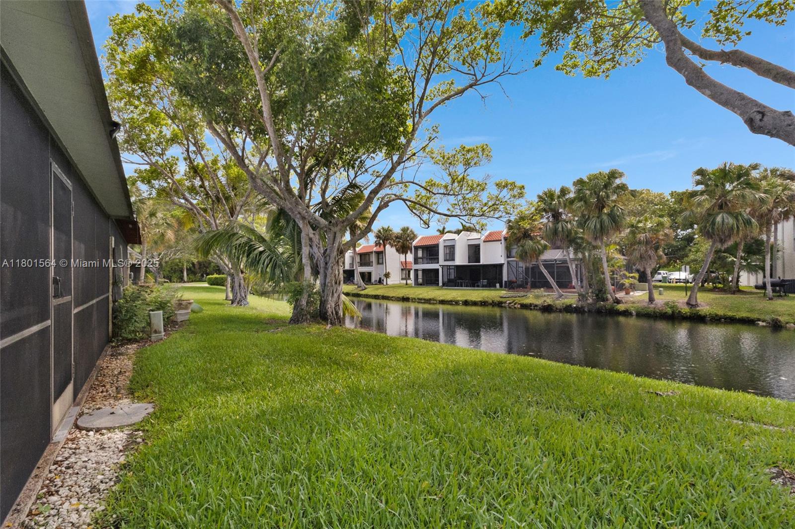 Residential, Weston, Florida image 37