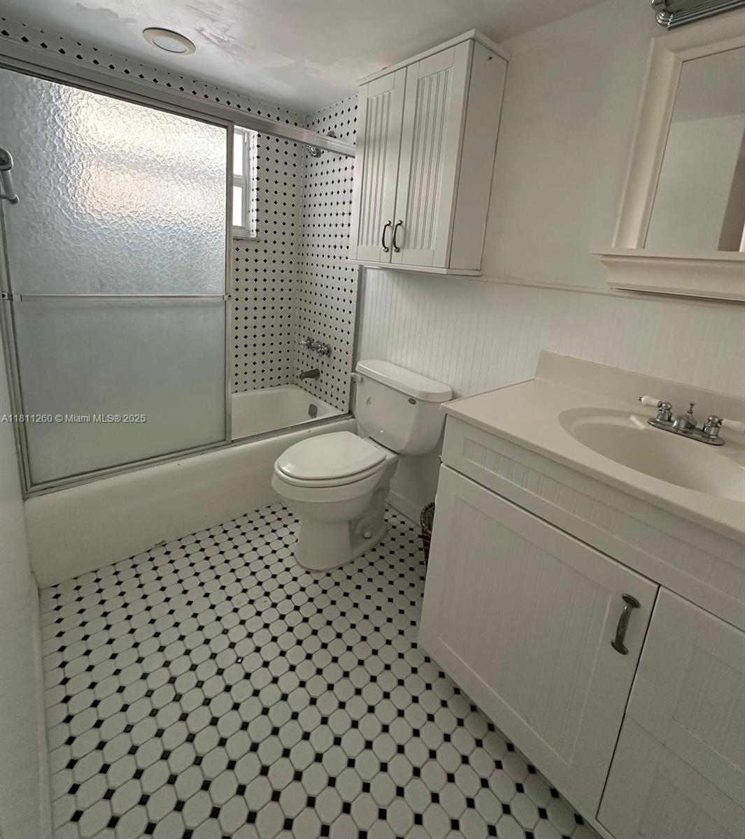4000 NE 169th St #405, North Miami Beach, Florida image 12