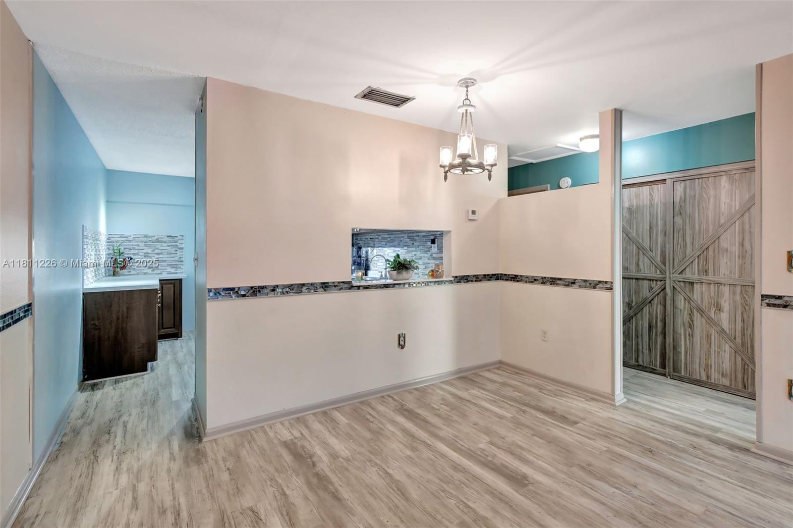 2001 Seagrape Ave, Pembroke Pines, Florida image 4