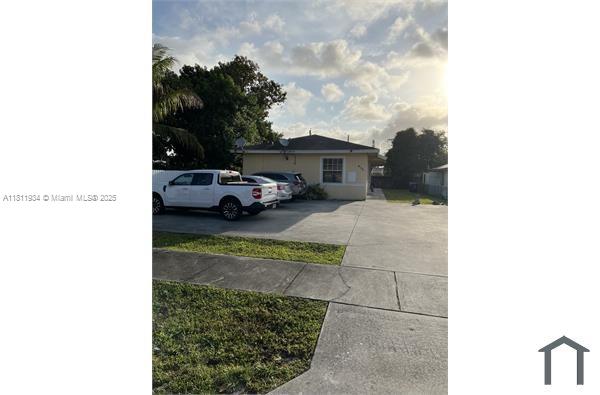 415 N 60th Way, Hollywood, Florida image 1
