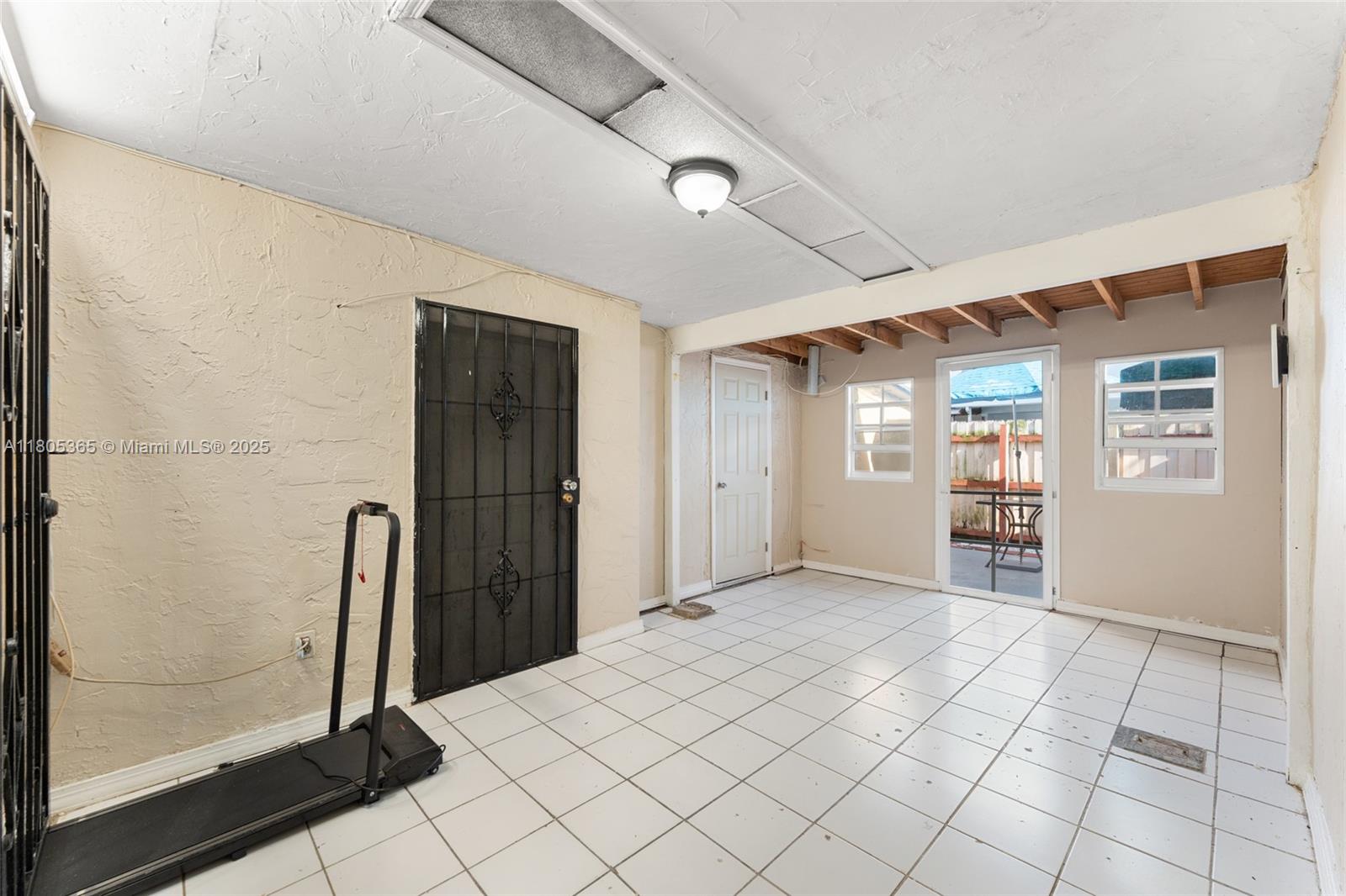 960 W 79th Pl, Hialeah, Florida image 23