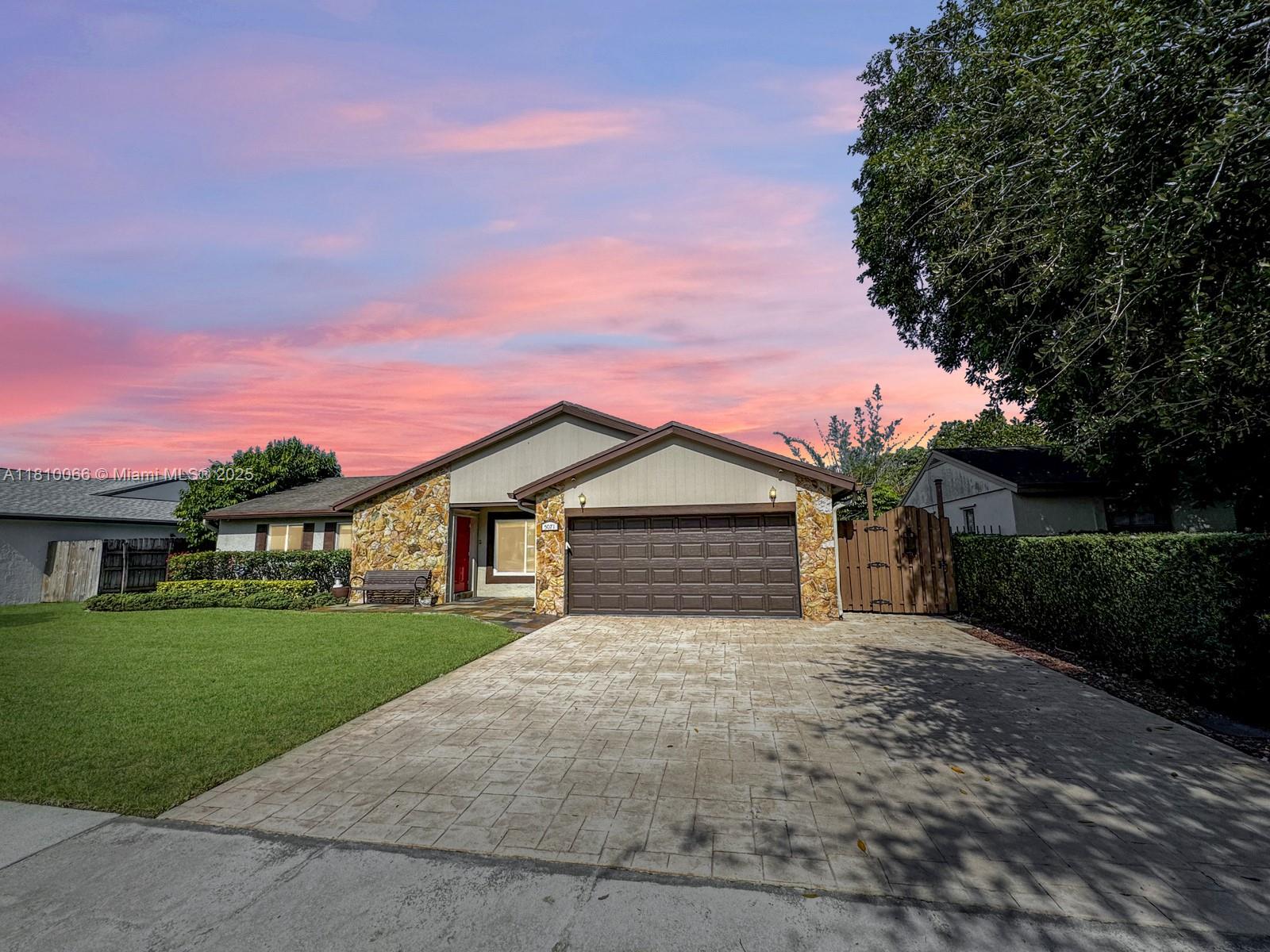 5071 SW 120th Ave, Cooper City, Florida image 4