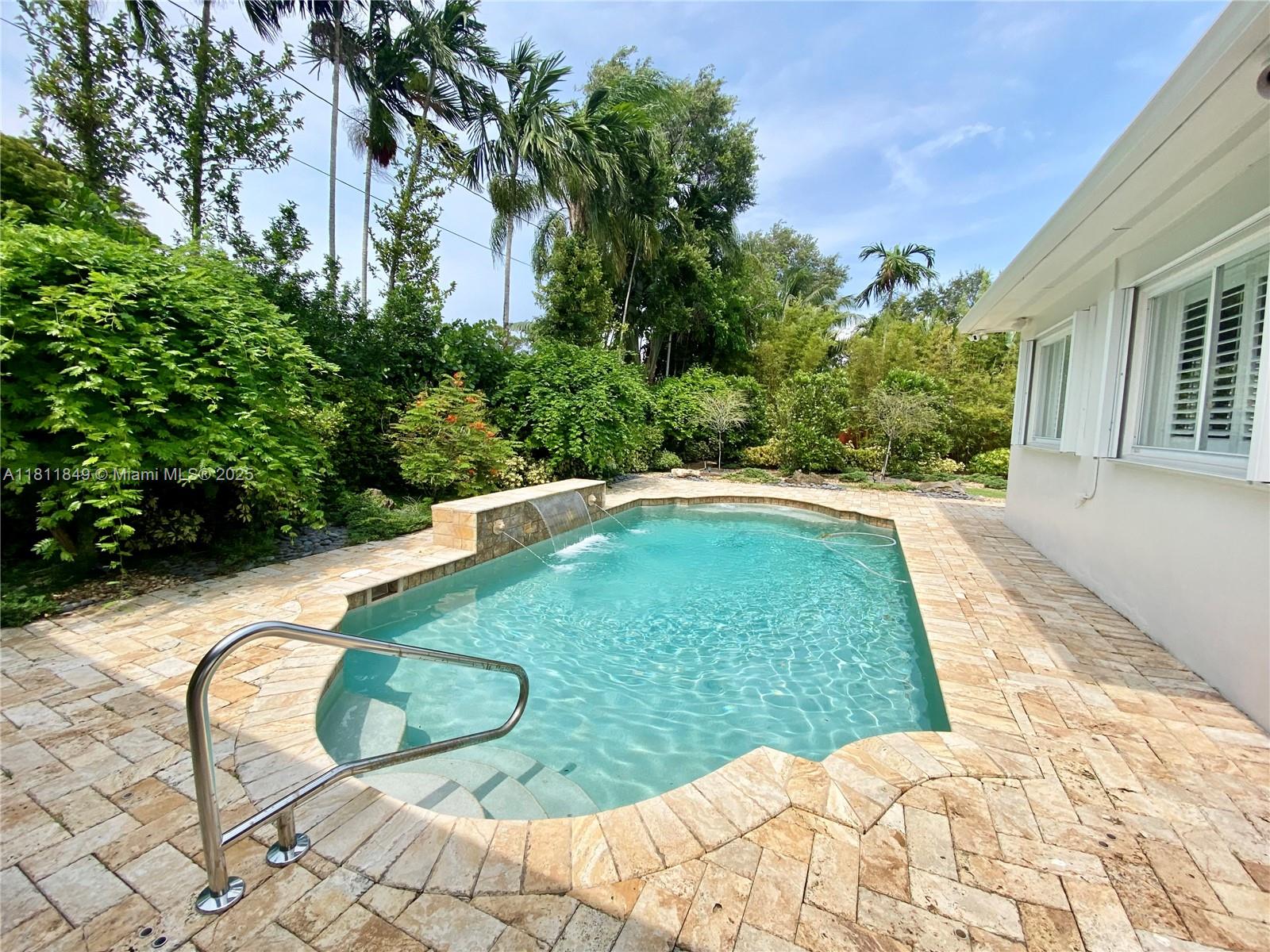 6625 SW 61st St, South Miami, Florida image 3