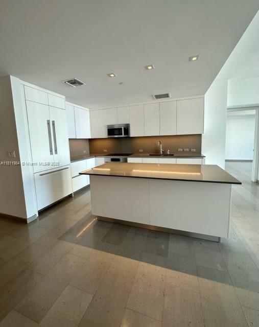 68 SE 6th St #2507, Miami, Florida image 9