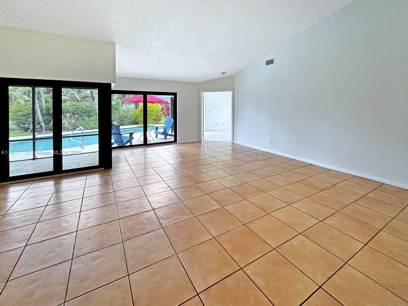 5816 SW 89th Way, Cooper City, Florida image 10