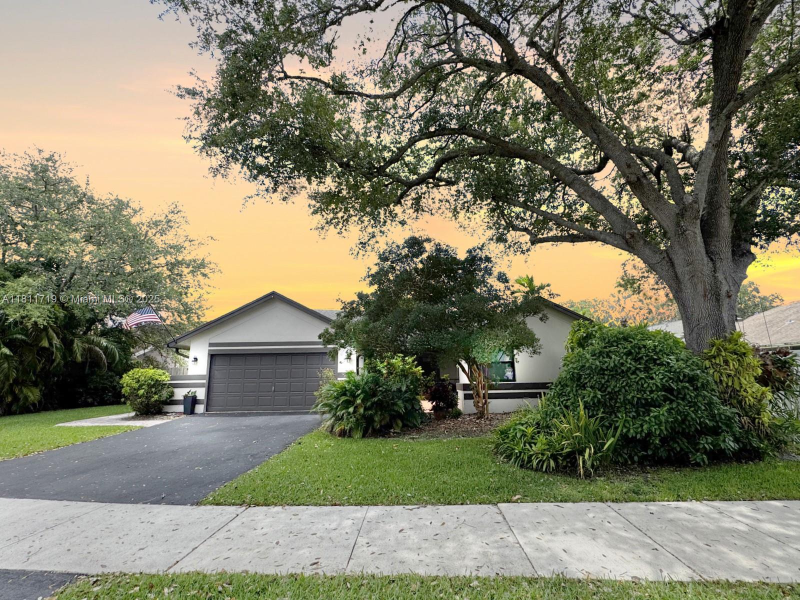 5816 SW 89th Way, Cooper City, Florida image 4